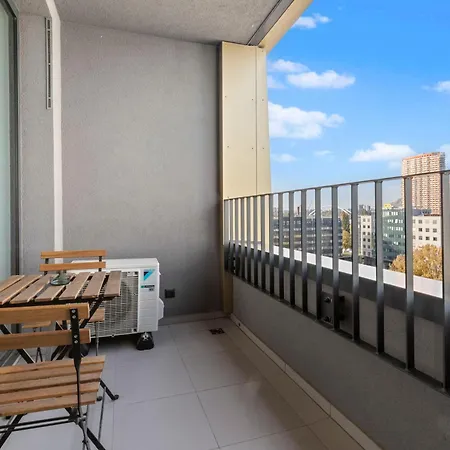 Lam Discovery Ac - Balcony 아파트 브라티슬라바