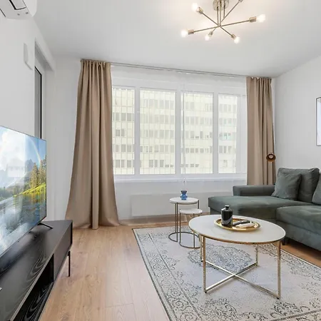 Lam Discovery Ac - Balcony 公寓 布拉迪斯拉发