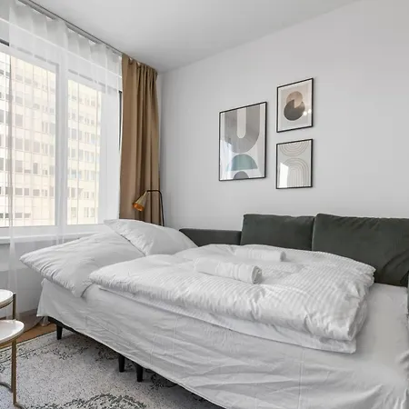 Lam Discovery Ac - Balcony * 布拉迪斯拉发