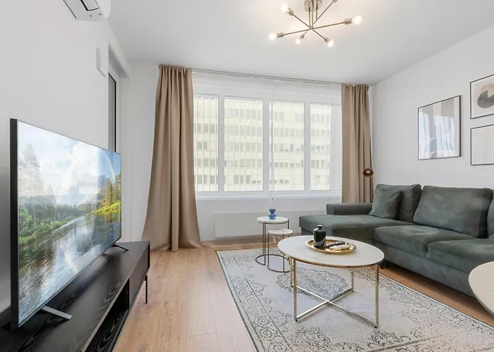 Lam Discovery Ac - Balcony Apartment Bratislava