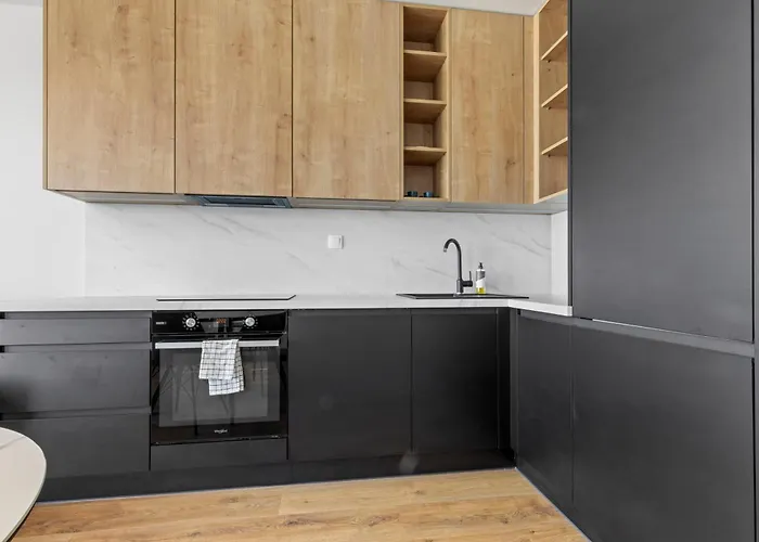 Lam Discovery Ac - Balcony